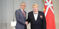 Юрий Шакиров получил медаль от губернатора - ИА Новомосковск Сегодня