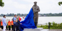 В Новой Ладоге открыли памятник легендарному вице-адмиралу Черокову - ЛенТВ24