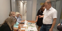 Подарок для души: в Заинске депутаты и руководители выписали районные газеты для пенсионеров и инвалидов - Заинск-информ