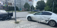 Два автомобиля столкнулись на улице Степанова в Туле - ИА Тульская служба новостей