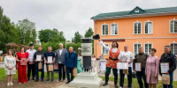 В Низино открыли памятник Петергофскому фонтанному водоводу - Spbdnevnik.ru