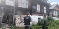 В Златоусте под рухнувшей крышей погибли жители частного дома - ChelIndustry.Ru