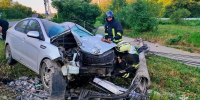 В Новомосковске женщину доставили в больницу после наезда на столб - ГТРК