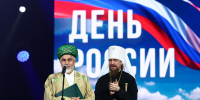 Митрополит Челябинский и Миасский Алексий и главный муфтий Уральского федерального округа Ринат-хаджи-хазрат Раев, Изображение. - Управление делами Губернатора и Правительства области