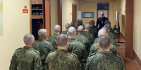 Продолжаются занятия с воинами по изучению основ Православной веры - Выборгская Епархия
