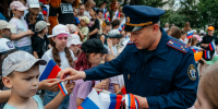 Сотрудники СУ СК России по Липецкой области совместно с активистами молодежного союза «Юный следователь» провели патриотическую встречу с детьми в преддверии Дня России - Следственный комитет