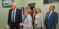 Статс-секретарь – заместитель руководителя Росархива  Андрей Юрасов посетил городской архив - Администрация г. Барнаул
