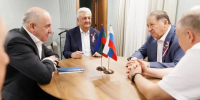 Рашид Темрезов провел встречу с представителями братской Кабардино-Балкарии, удостоенных ордена «За заслуги перед Карачаево-Черкесской Республикой» - Правительство Карачаево-Черкесской Республики