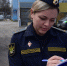 судебный пристав заполняет документы - ИА Nord-News.Ru