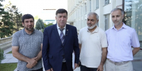 Гаджимурад Муртузалиев провел встречу с представителями общественности посёлка Ленинкент - Махачкалинские известия