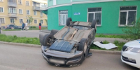 В Магнитогорске на крышу перевернулся автомобиль - Вечерний Магнитогорск