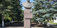 Посещение памятника Ю.В. Андропову. - Андроповский район