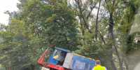 Фото к материалу: В Первомайском районе Ростова экскаватор завалился на бок - DonDay.Ru
