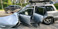 На трассе в Нижегородской области Mitsubishi выехал на встречку и столкнулся с Chevrolet - ProGorodNN.Ru