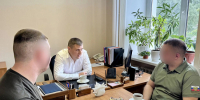 Депутат Воронежской городской Думы Александр Чуфинев встретился с военными группировки войск «Север». Парни стоят на Курском направлении - Городская Дума