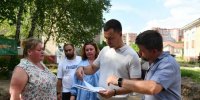 Замминистра Волосевич проверил благоустройство дворов и «Народных троп» в Истре - Газета Истра сегодня