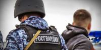 Росгвардейцы задержали мужчину, представлявшего угрозу оператору АЗС - Росгвардия