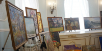 В Доме дружбы состоялась подготовка к отправке картин в Донецкую Народную Республику - Единая Россия