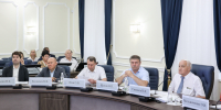 Олег Мельниченко обозначил дальнейшие шаги в развитии общественного транспорта в регионе - Правительство