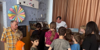 Луганский художественный музей провел выездную экскурсию для воспитанников Семейного центра Стаханова - Минкульт ЛНР
