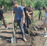 Жители Ясного благоустраивают Аллею Героев - YasVesti.Ru