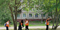 Лето с пользой: новодвинские школьники на благоустройстве города. - Город Новодвинск