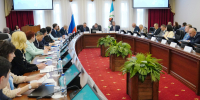 Александр Ведерников принял участие в совещании по вопросам развития конкуренции в России и Китае - Законодательное Собрание