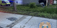В Калининграде «Baic» врезался в гараж, 23-летняя водитель погибла - NewKaliningrad.Ru
