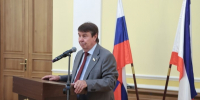 Сергей Цеков вручил государственные премии и награды лучшим специалистам здравоохранения - Государственный Совет