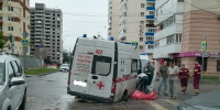 В Самаре скорая провалилась колесом под асфальт - Волга Ньюс