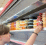Активисты Волонтёрского центра проверили качество продуктов в магазинах Твери - Единая Россия