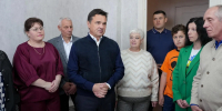 Губернатор Подмосковья в Подольске поздравил новоселов, переезжающих из аварийных домов в новостройку - MosRegToday.Ru
