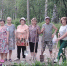 Активистки “Солнечного” восстановили заброшенную клумбу. - Превратили  тумбы в клумбы: - Газета Грани