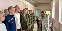 Священник благословил призывников направляющихся на службу - Чебоксарско-Чувашская Епархия