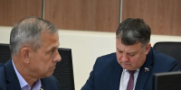 К конкурсу-испытанию допущены четыре претендента - Совет народных депутатов