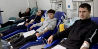 С заботой о жизни: в Брянске прошла молодежная донорская акция - Брянская улица