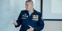 Ветеран СВО Максим Голубев рассказал студентам Мининского университета о выборе пути - НГПУ