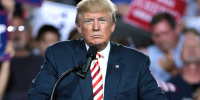 Трамп и Макрон устроили силовое состязание во время приветствия - ИА Общественная служба новостей