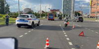 Автобус и мопед столкнулись в центре Нижнего Новгорода: есть пострадавшая - фото 1 - vGorodeN.Ru
