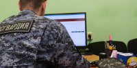РОСГВАРДИЯ НАПОМИНАЕТ ГРАЖДАНАМ О ВОЗМОЖНОСТИ ДОБРОВОЛЬНОЙ ПЕРЕДАЧИ ОРУЖИЯ В ЗОНУ ПРОВЕДЕНИЯ СВО - Росгвардия