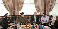 Темирлан Абуталимов и шейх Ахмад Афанди встретились с послом Пакистана в России - Дагестанская правда