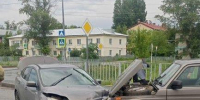 Ford и Нива столкнулись лоб в лоб в Красноармейском районе - Волга Ньюс