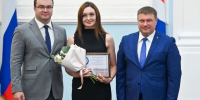 Виталий Хоценко вручил награды омским медикам - ИА Омскрегион