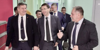 Полномочный представитель Президента РФ в ЦФО Игорь Щёголев и врио Губернатора Брянской области Егор Ковальчук посетили Дворец единоборств - Администрация области