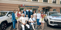 В Курске ветеранам СВО вручили ключи от автомобилей - РИА Курск