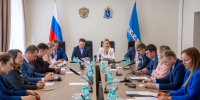 Заседание комитета по соцполитике, депутаты ямальского парламента - Noyabrsk-Inform.Ru