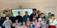 Судебные приставы подарили праздник детям - УФССП Липецкой области