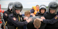 Фото пресс-служб регионального управления  Росгвардии и УМВД России по Архангельской области - Пресс-центр Правительства