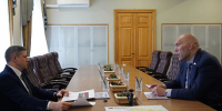 На рабочей встрече Егора Ковальчука и Николая Валуева обсуждалось открытие в Брянске первой в стране Академии женского бокса - Администрация области
