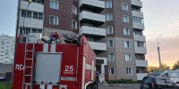 Двадцать жильцов эвакуировались, семерых спасли огнеборцы во время пожара в многоэтажном доме в Братске - МЧС Иркутской области